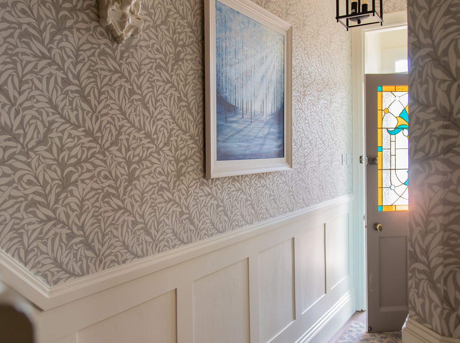 Hallway wallpaper ideas - Scandinavian - Staircase - Sussex - by  Wallpaperdirect UK | Houzz